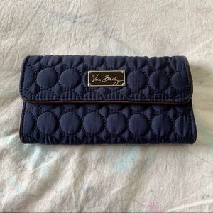 Vera Bradley magnetic wallet